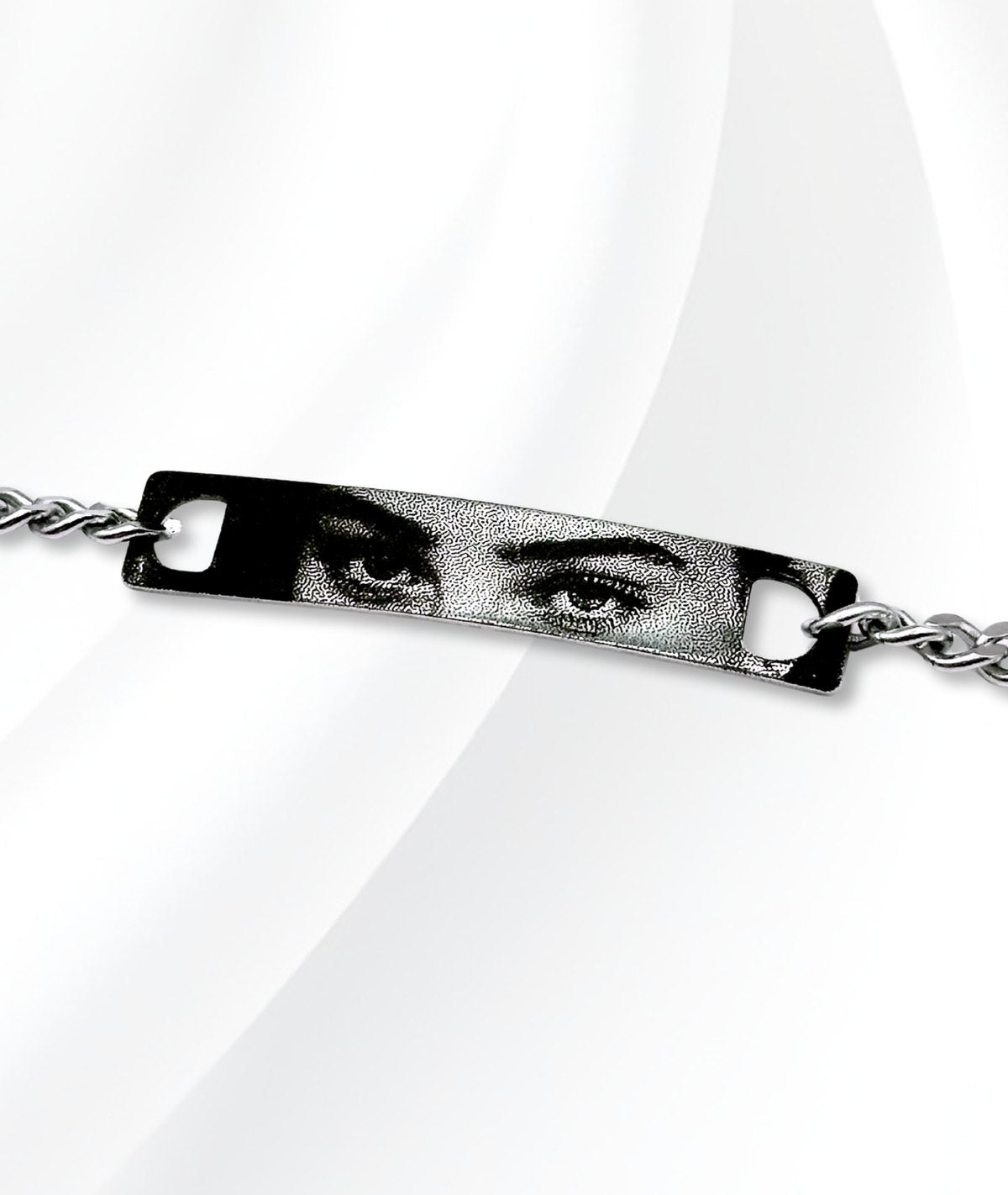 Brățară Ochii Tăi - Gravată Realist – cadou personalizat gravat