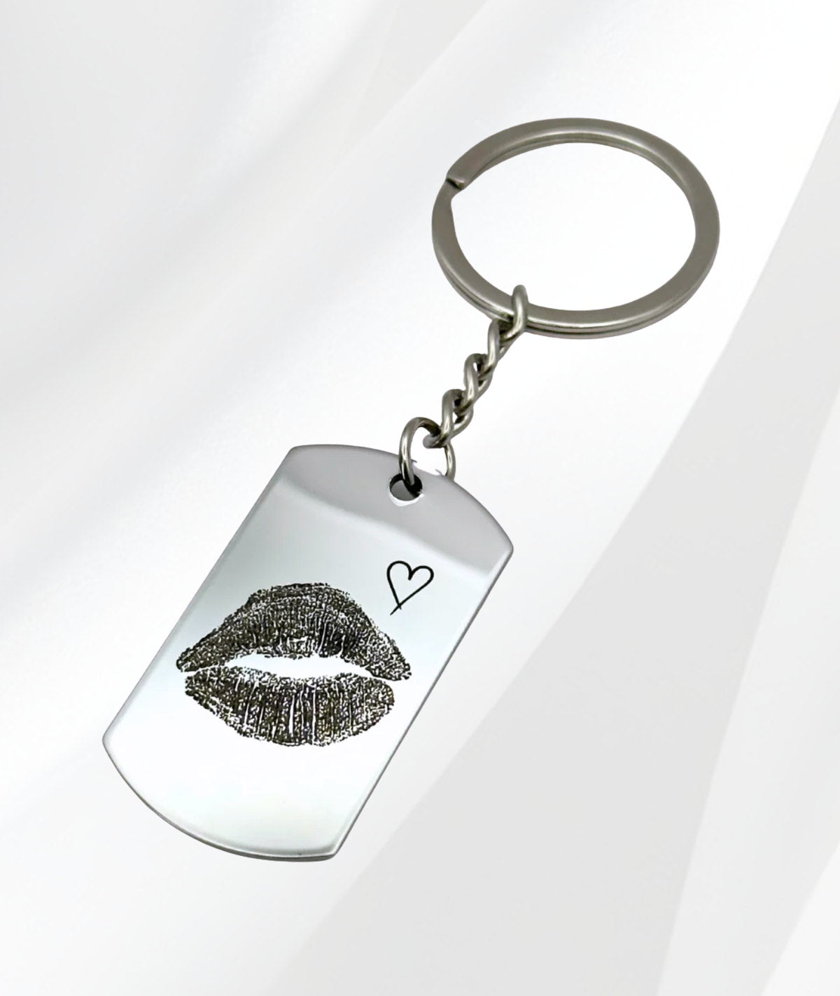 Breloc Kiss Mare - Gravat – cadou personalizat gravat