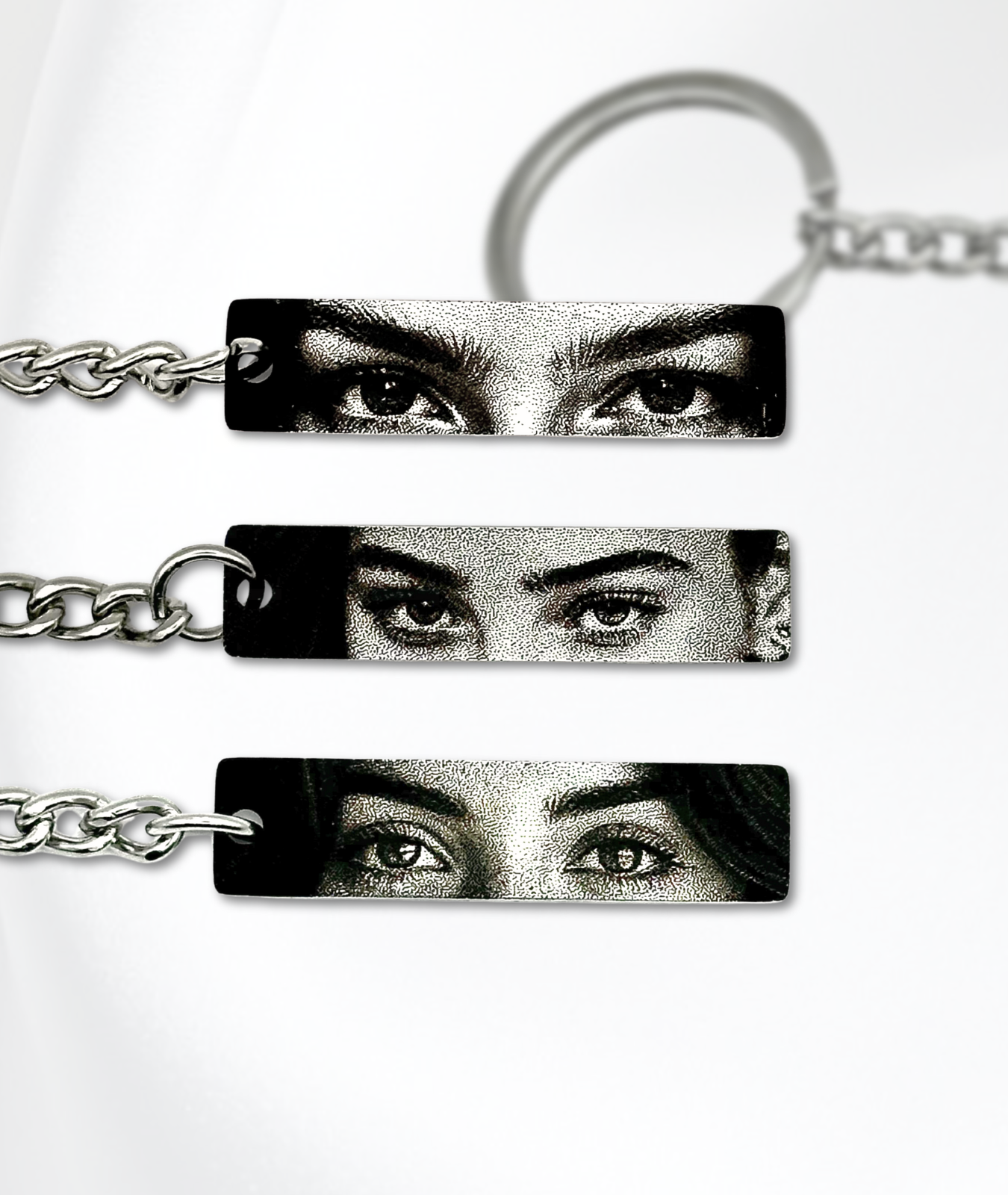 Set Cuplu - 2x Brelocuri cu Ochii Voștri™ - Personalizat și Fotogravat în Oțel